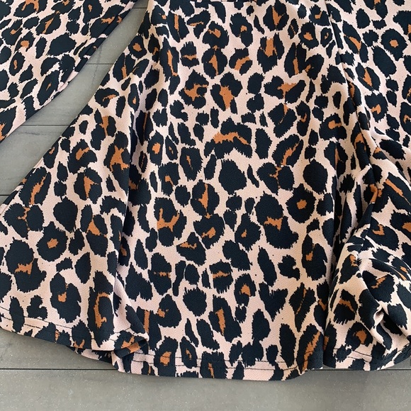Unworn Leopard Long Sleeve Playsuit Size 16 - Picture 13 of 14